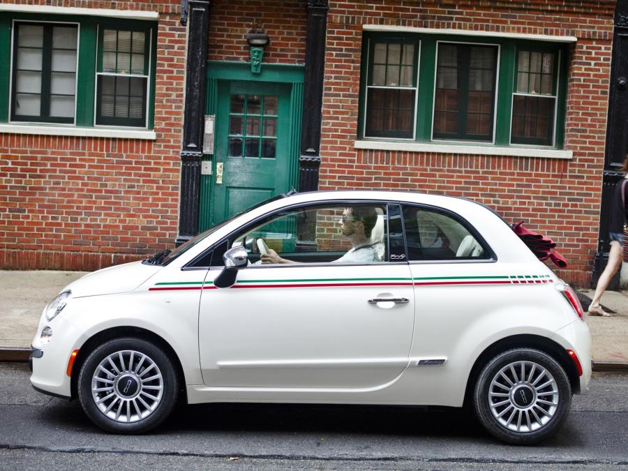  Fiat 500C Lounge 2011 года  (US) (фото 10 из 26)
